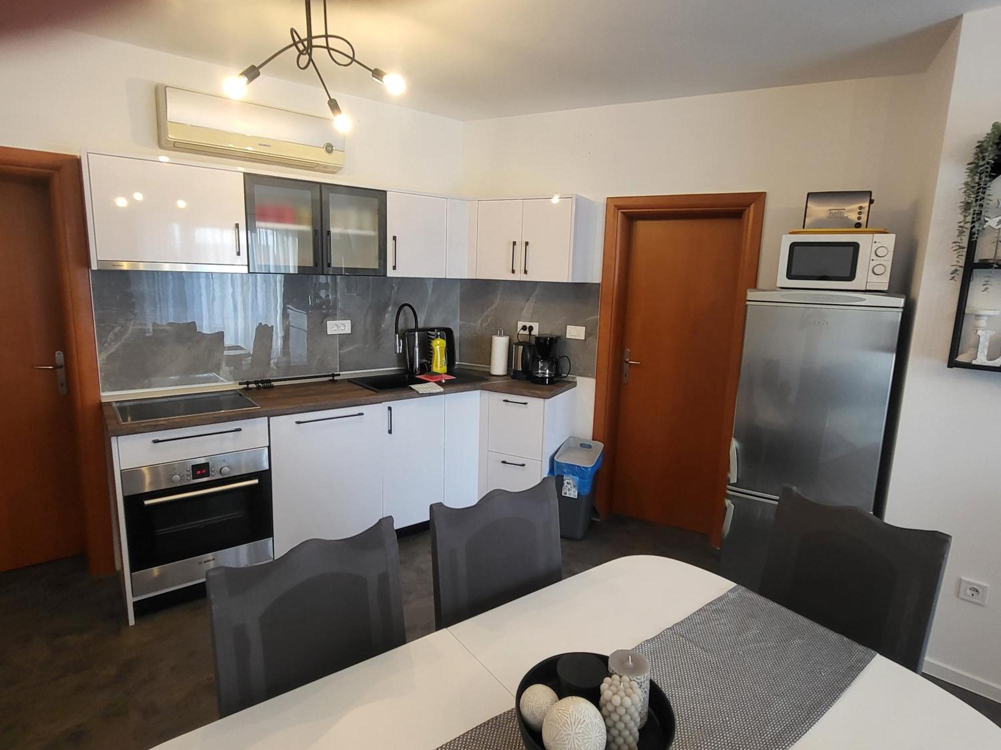 Apartmani Andiks Драмал Екстериор снимка