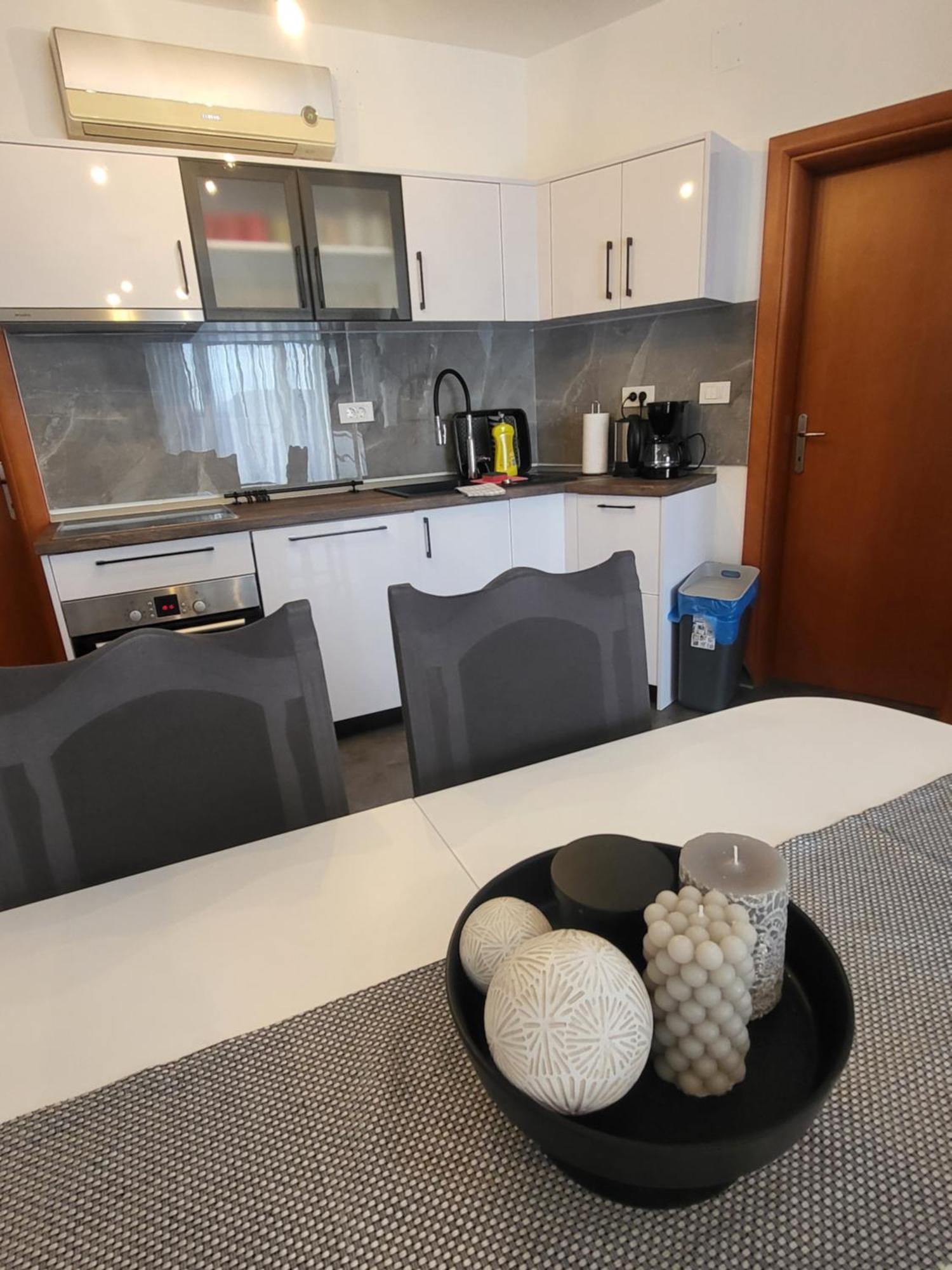 Apartmani Andiks Драмал Екстериор снимка